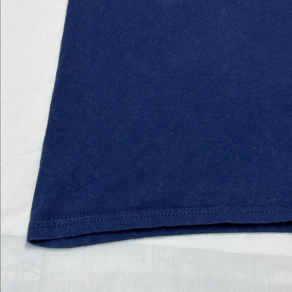 Gildan heavy cotton Wolfpack howl blue size medium short sleeve graphic tee - Picture 13 of 16